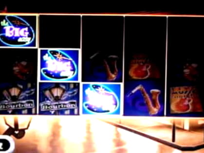 EUR 695 Casino tournaments freeroll at LV Bet Casino