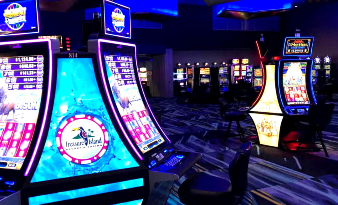 215 Free casino spins at 888 Casino
