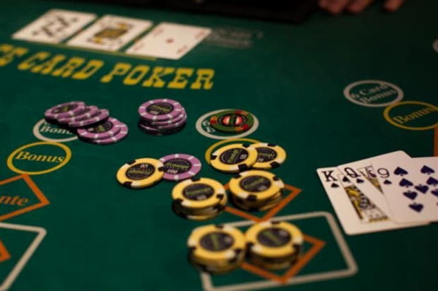 €345 Daily freeroll slot tournament at Jackpot City Casino