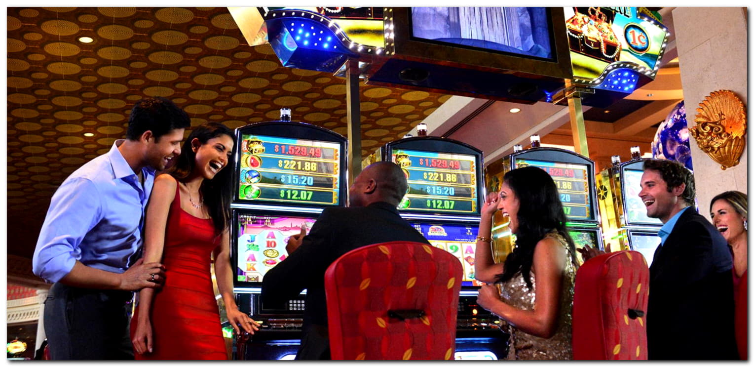 EURO 995 Daily freeroll slot tournament at Intertops Casino