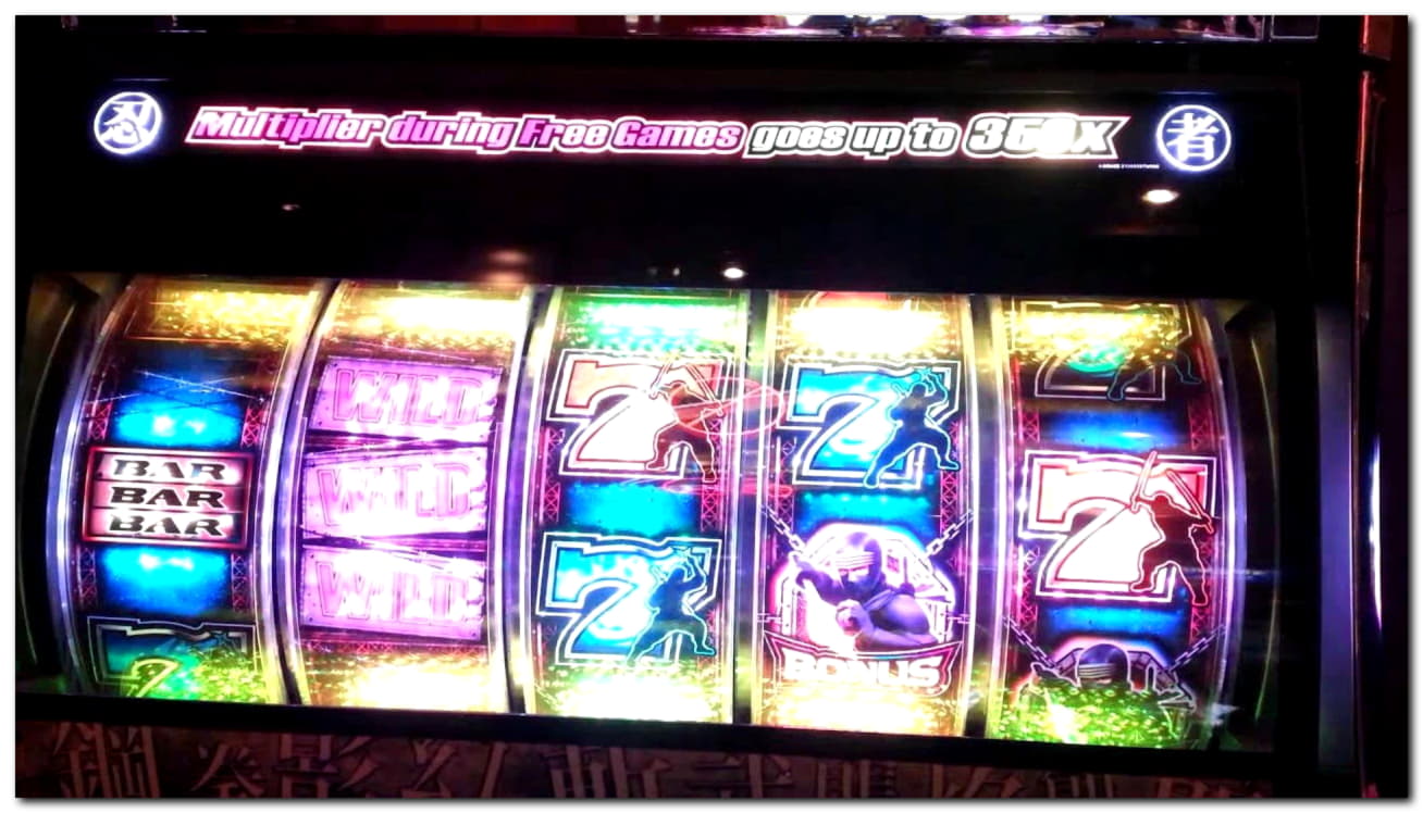 EUR 40 Daily freeroll slot tournament at Cafe Casino