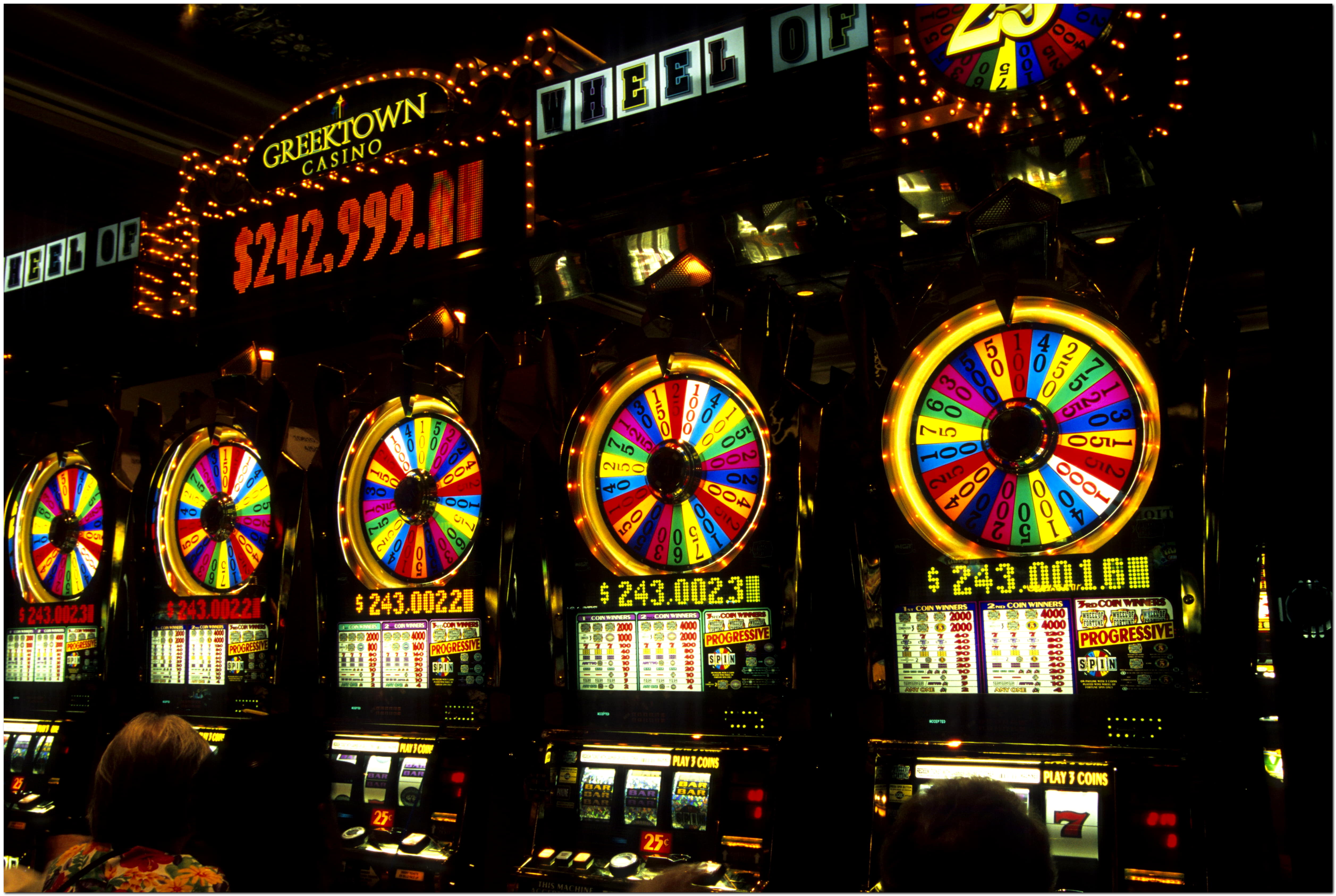 EURO 285 Mobile freeroll slot tournament at Estonia Casino 