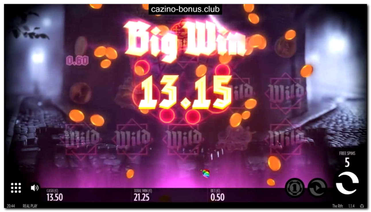 44 Free spins no deposit at Casino com