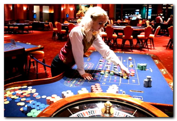 65% Welcome Bonus at Royal Panda Casino