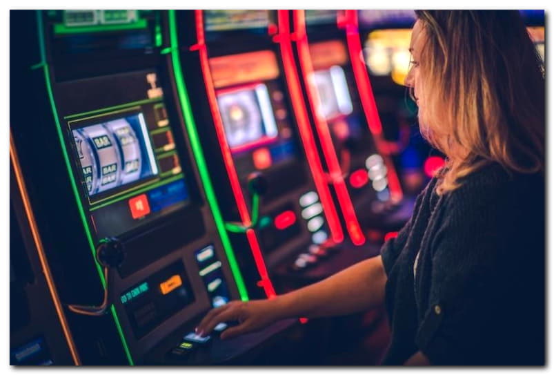 €570 Free Cash at Royal Panda Casino