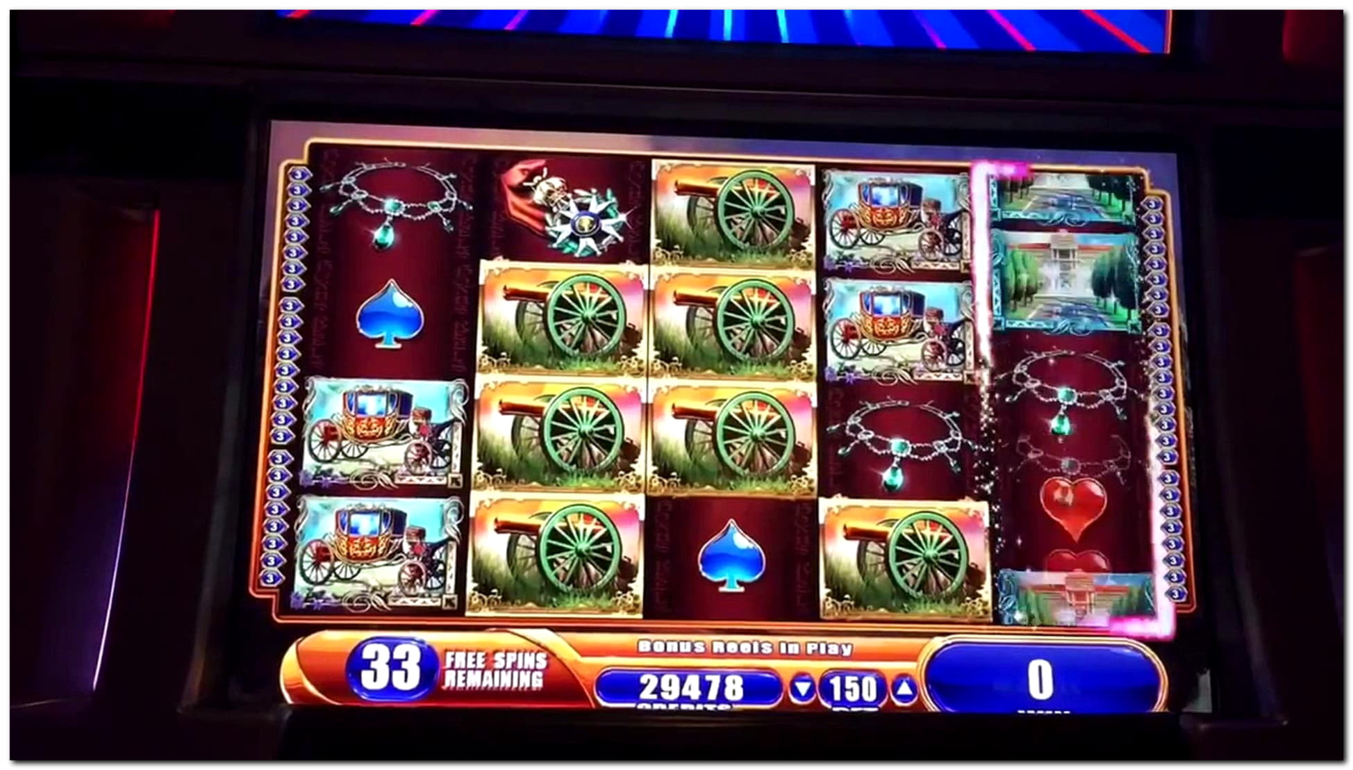 295% Match Bonus at Casino com