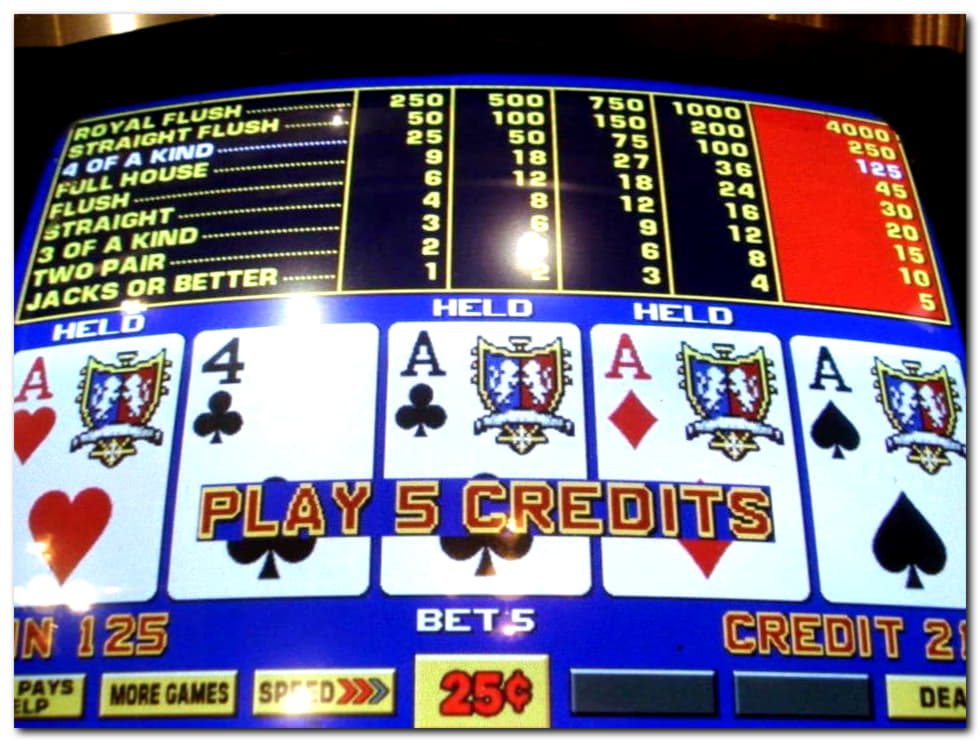 Eur 830 Daily freeroll slot tournament at Dafa Bet Casino
